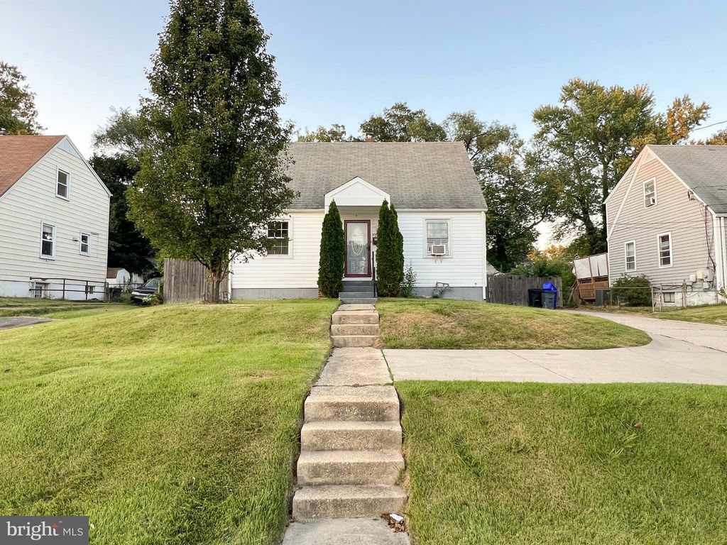 Photo of 2515 Randolph Road, SILVER SPRING, MD 20902 (MLS # MDMC2199016)