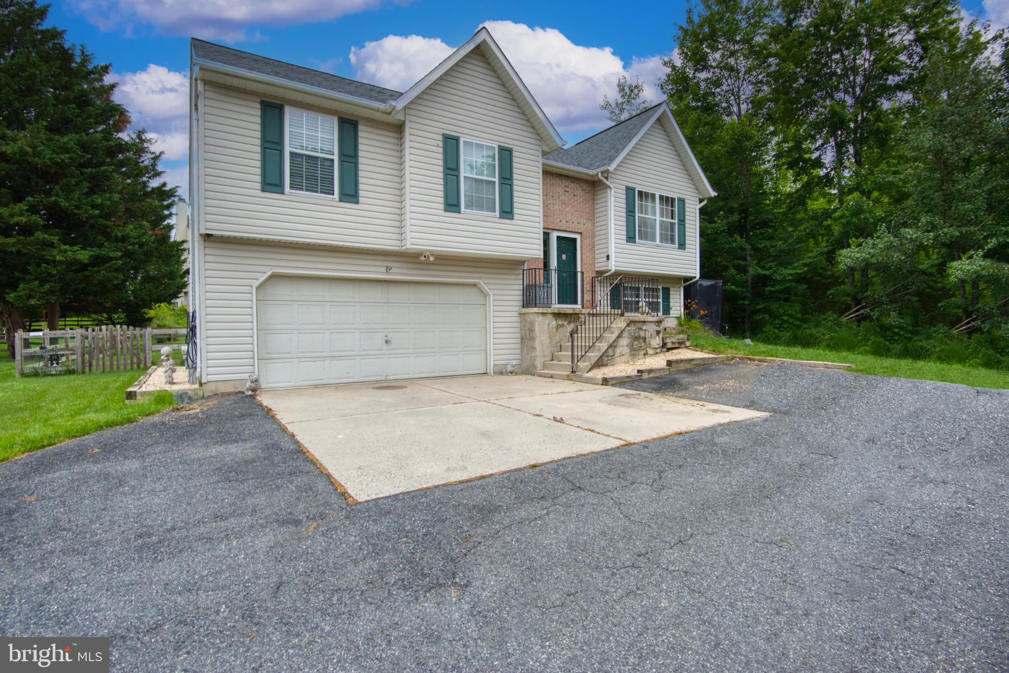 309 GADWALL COURT