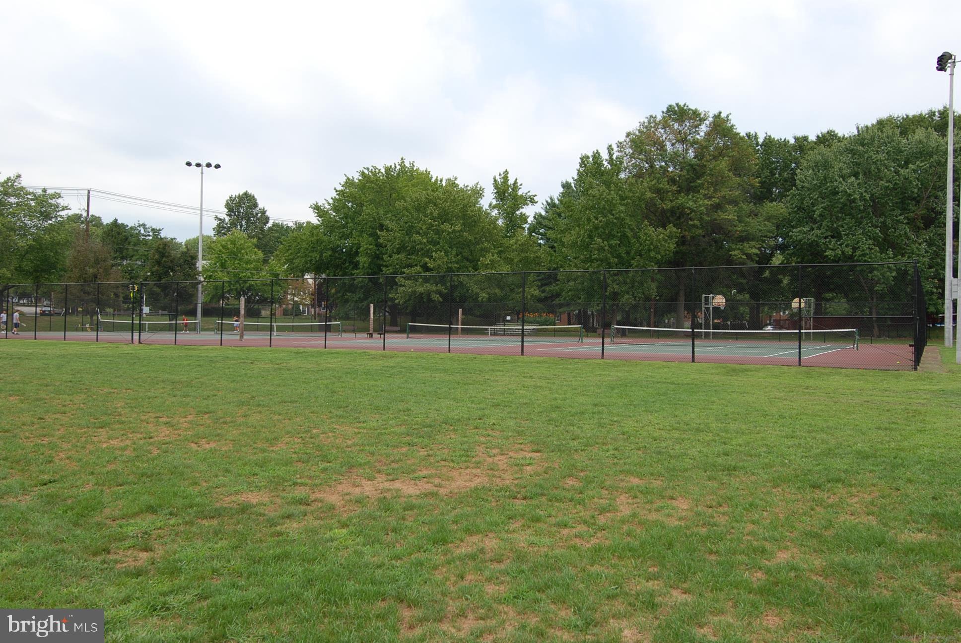 WEST END PARK - Residential