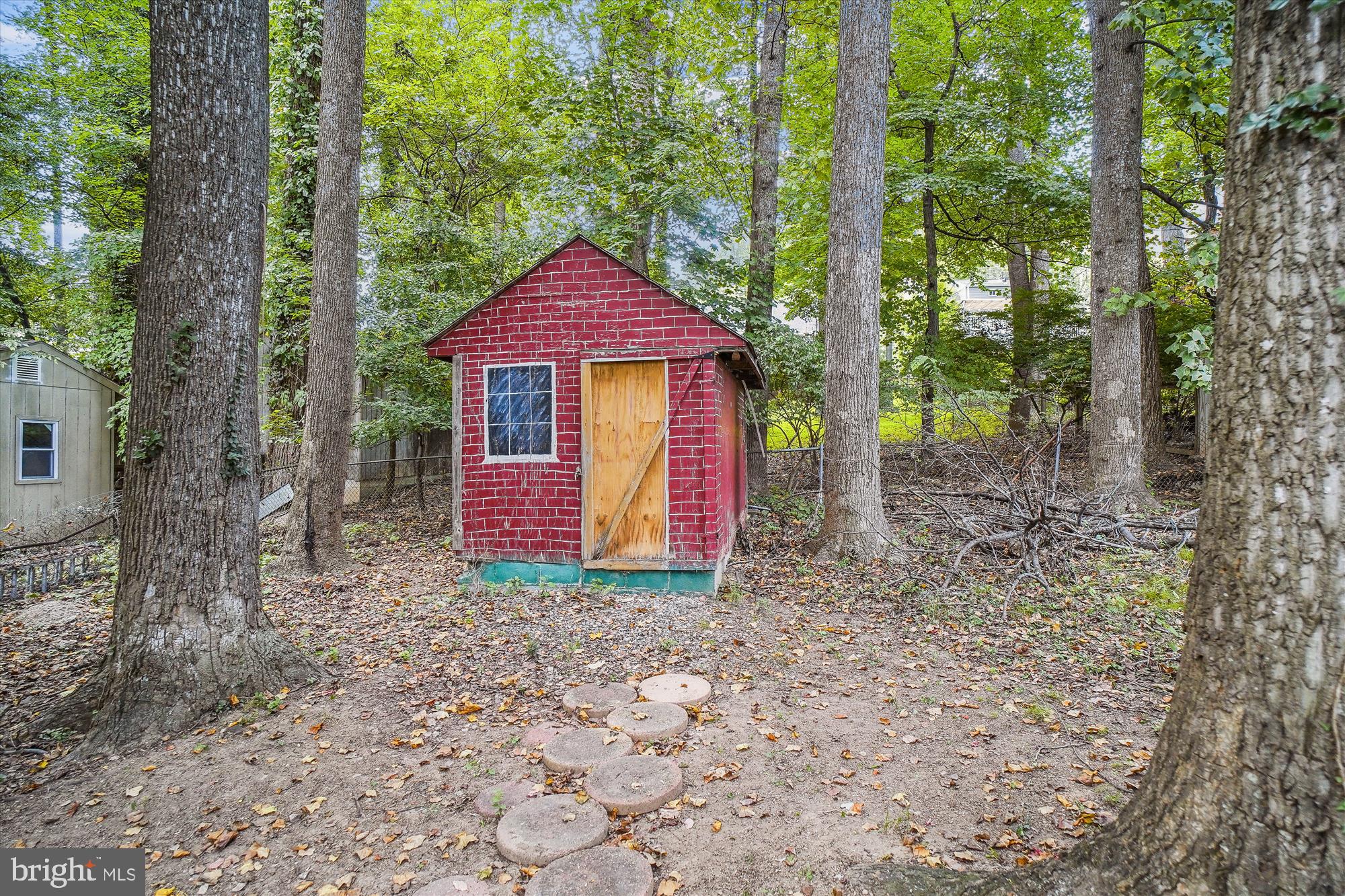 WEST END PARK - Residential