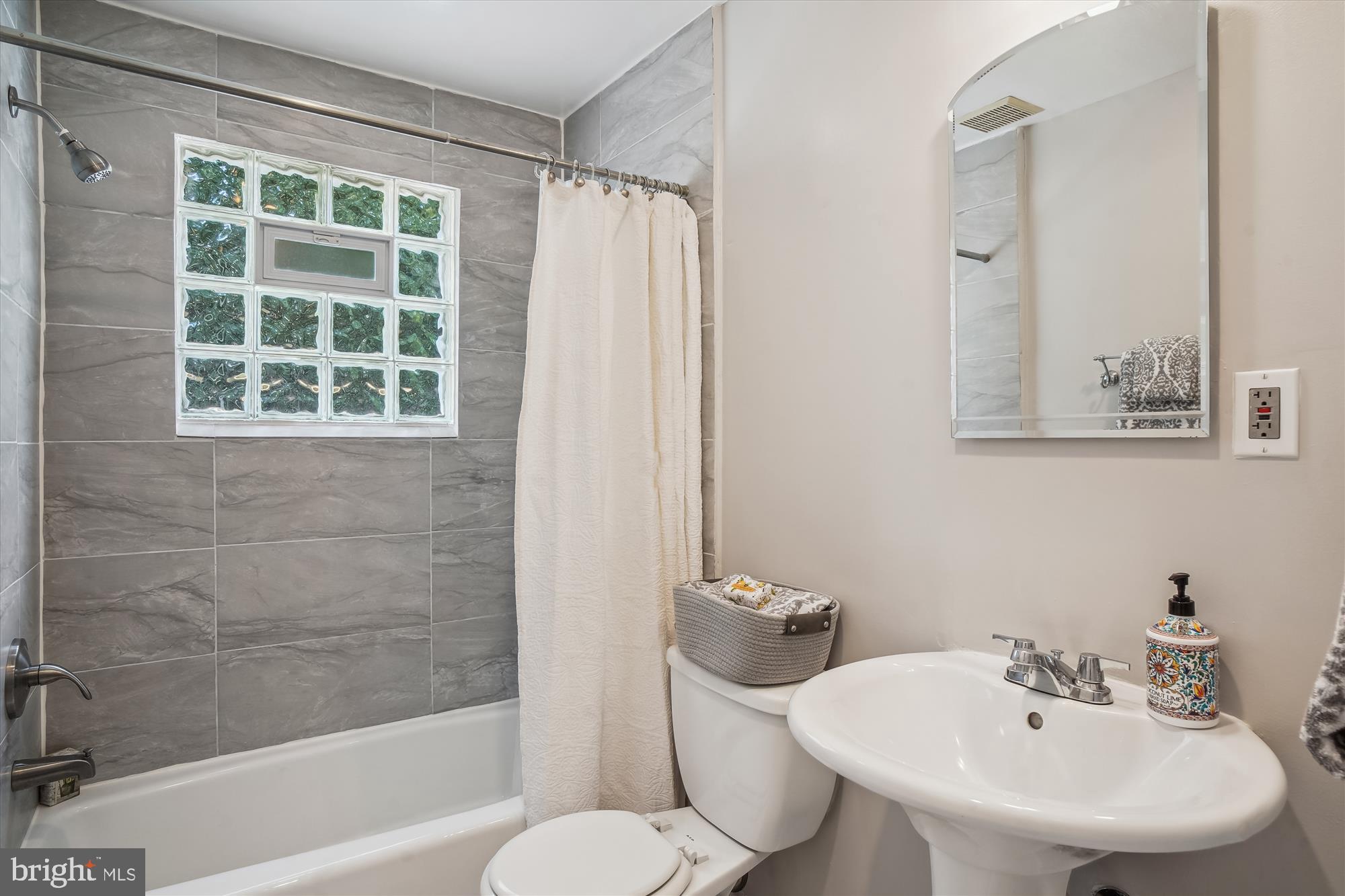 WEST END PARK - Residential