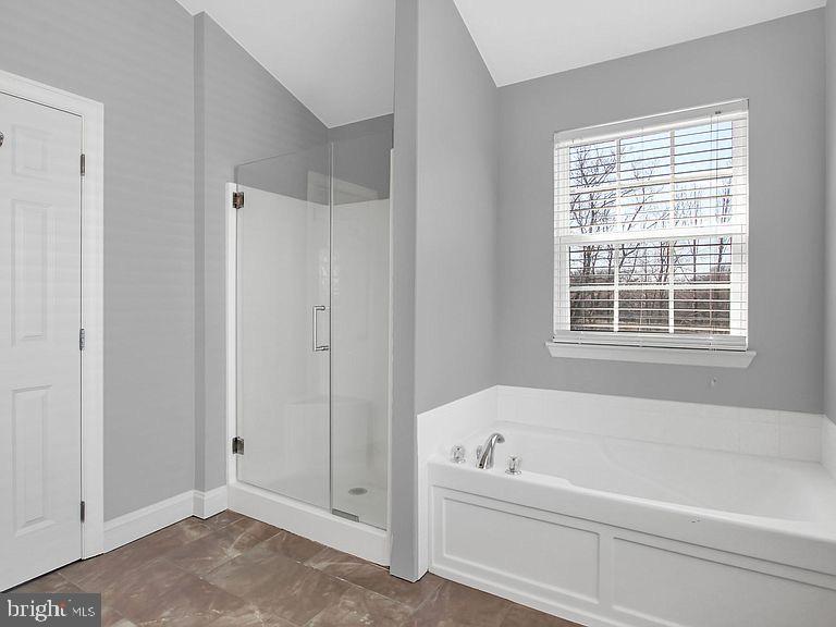 HOPEWELL POINTE - Residential