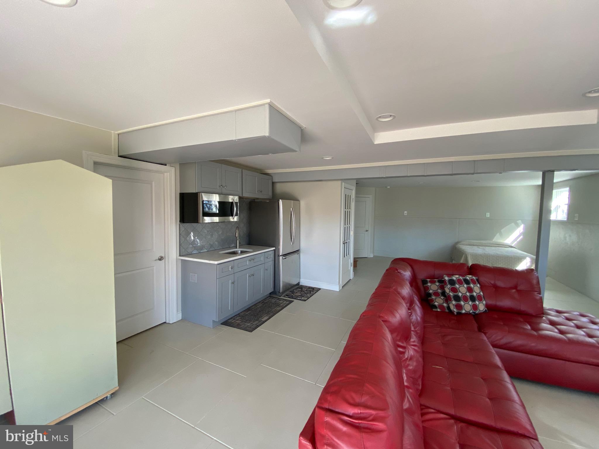 HOPEWELL POINTE - Residential