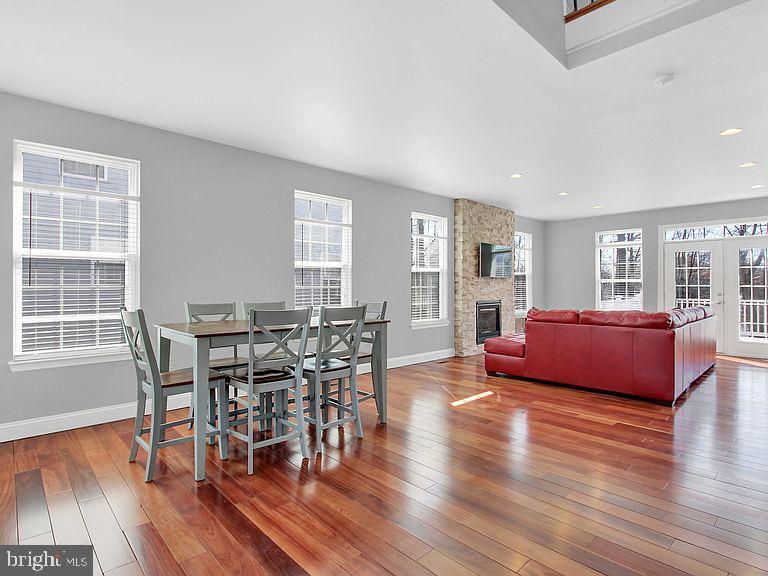 HOPEWELL POINTE - Residential