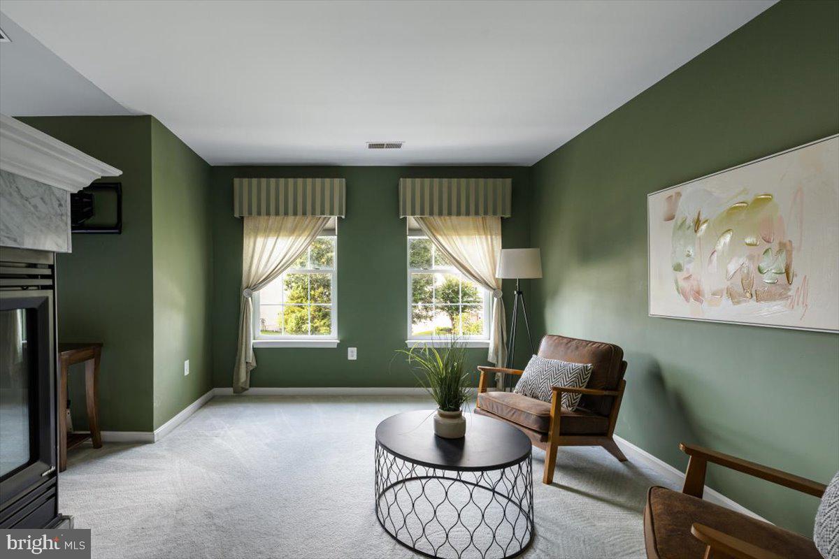 BLOOMS CROSSING - Residential