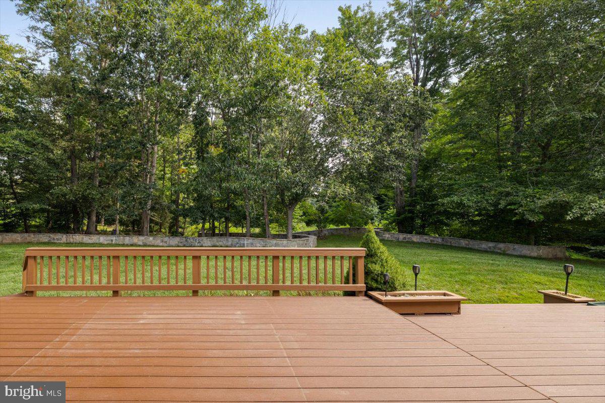 BLOOMS CROSSING - Residential