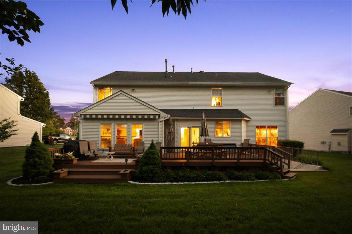 BLOOMS CROSSING - Residential