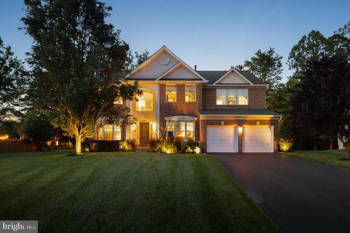 BLOOMS CROSSING - Residential