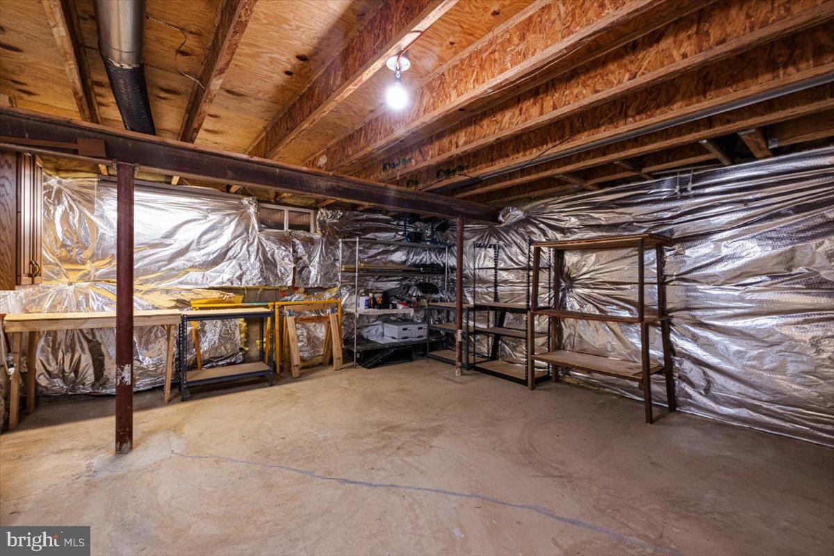 BLOOMS CROSSING - Residential