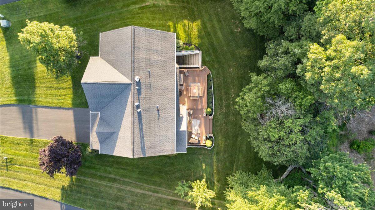 BLOOMS CROSSING - Residential