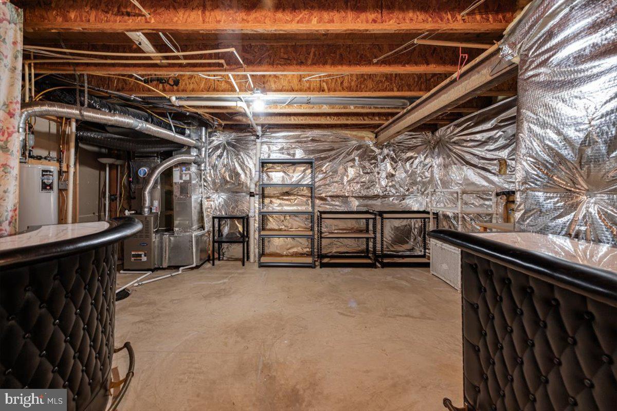 BLOOMS CROSSING - Residential