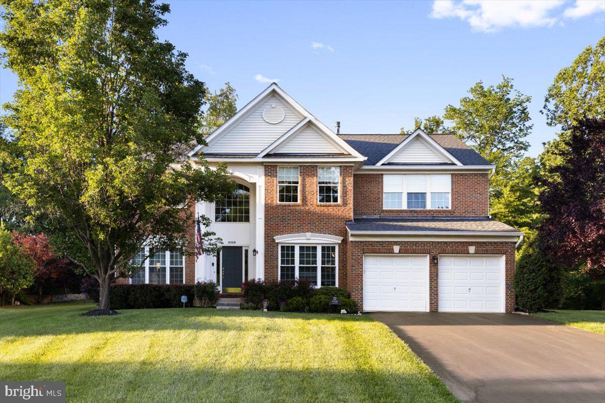 BLOOMS CROSSING - Residential