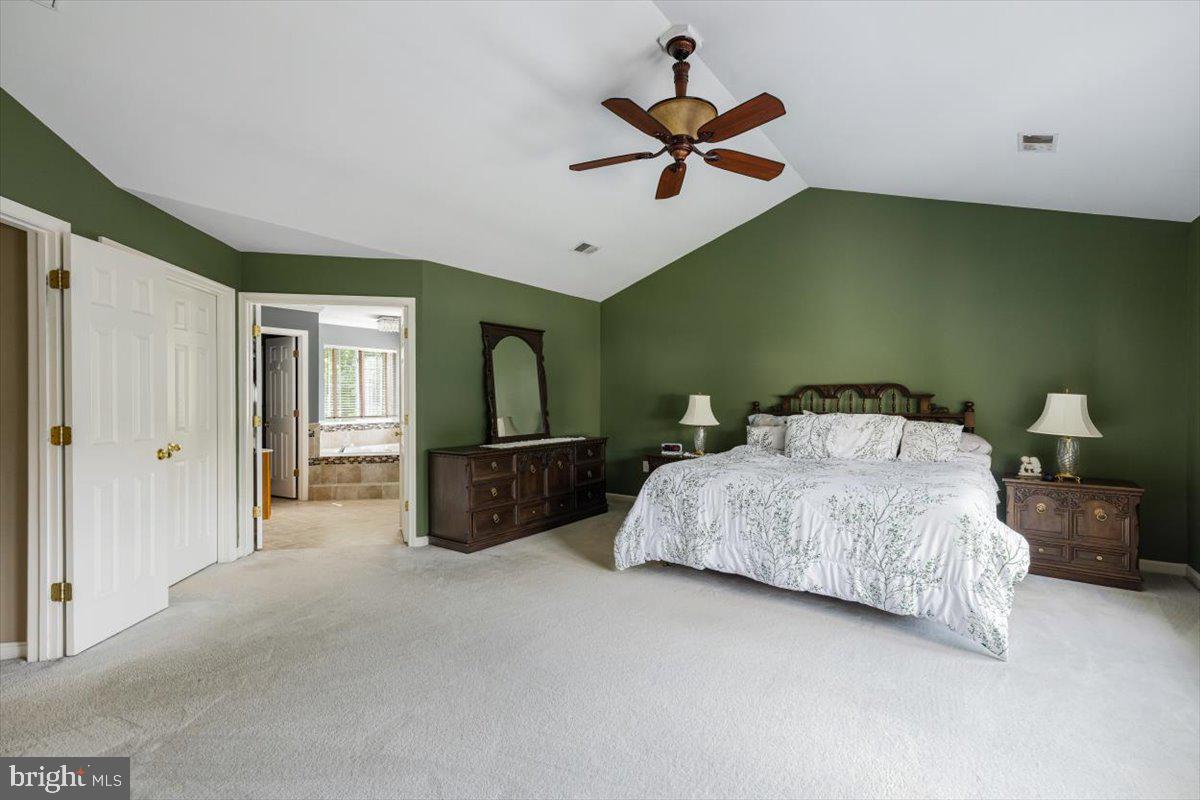 BLOOMS CROSSING - Residential