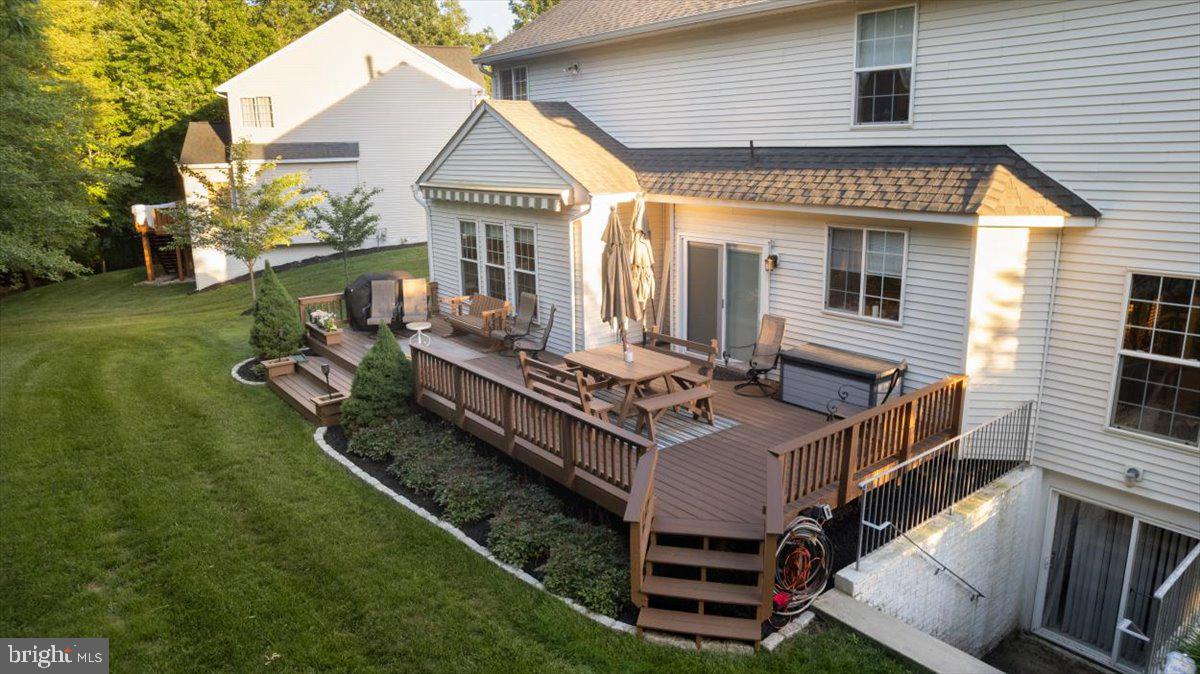 BLOOMS CROSSING - Residential