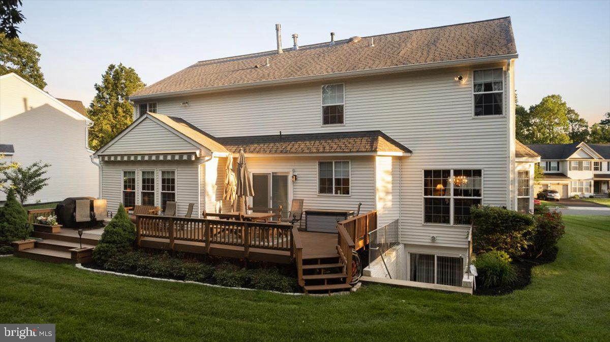 BLOOMS CROSSING - Residential