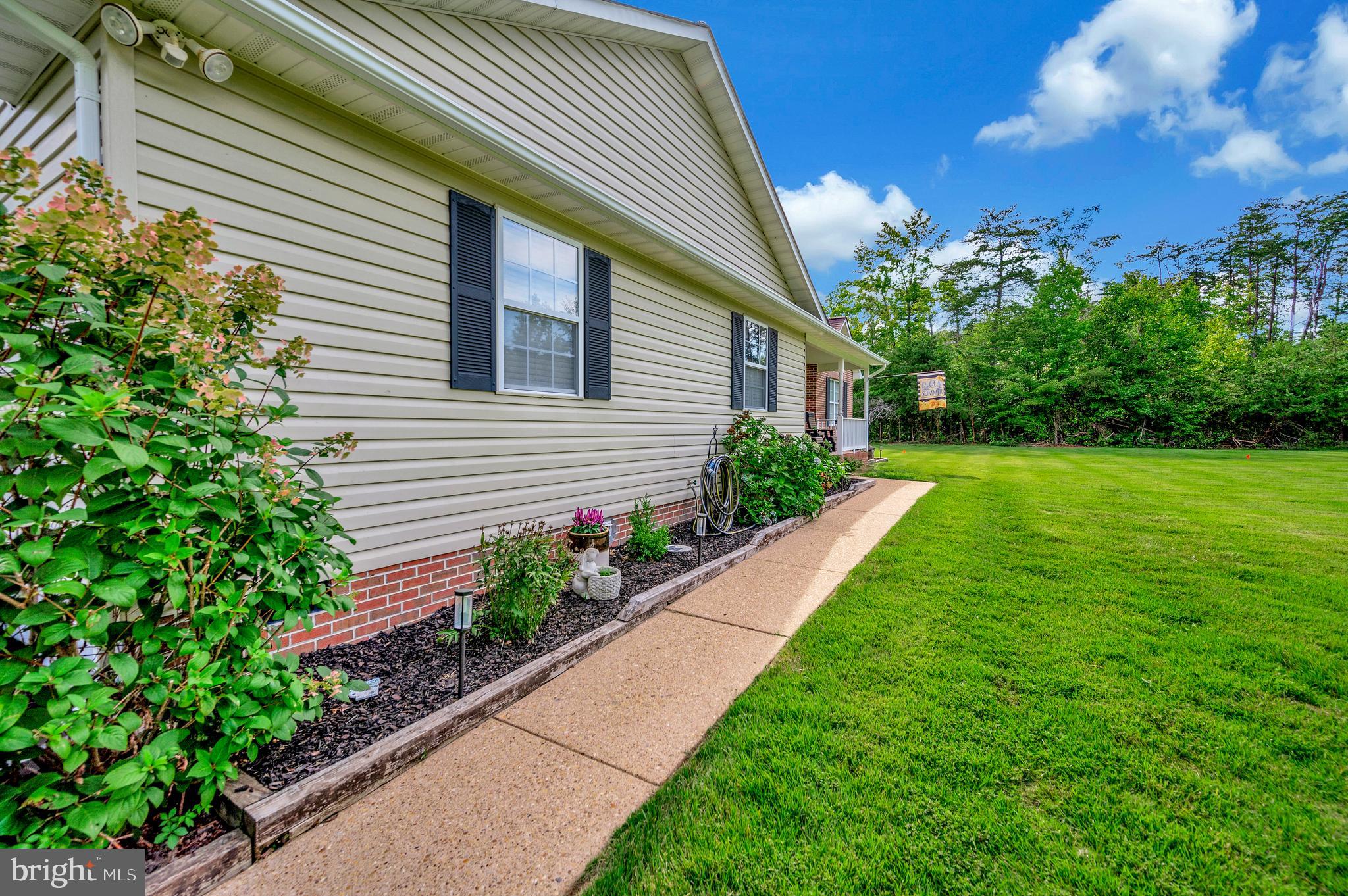 RIVER RIDGE ESTATES - Residential