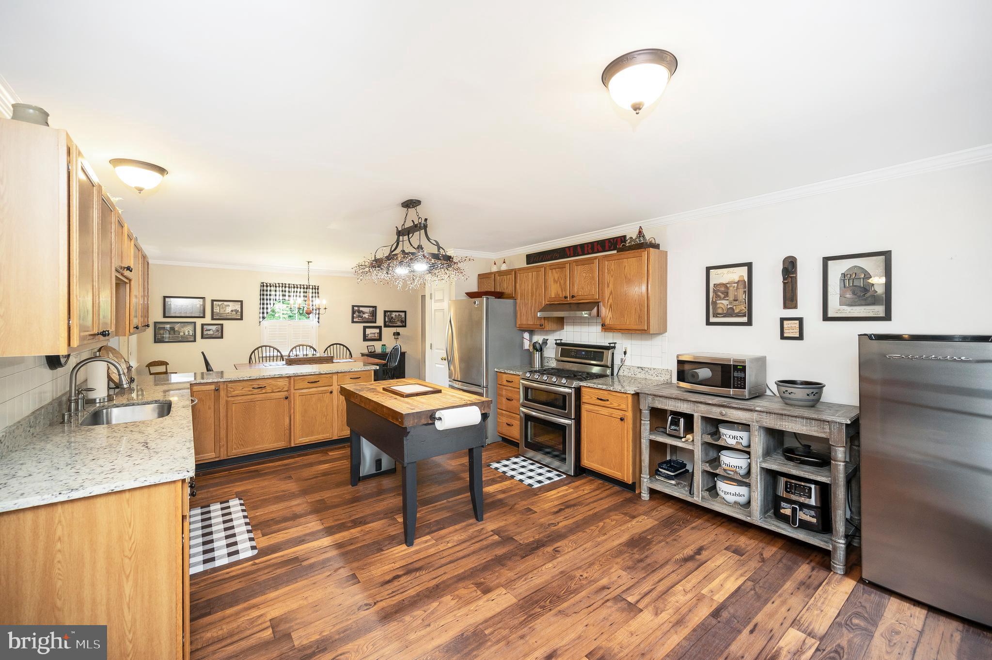 RIVER RIDGE ESTATES - Residential