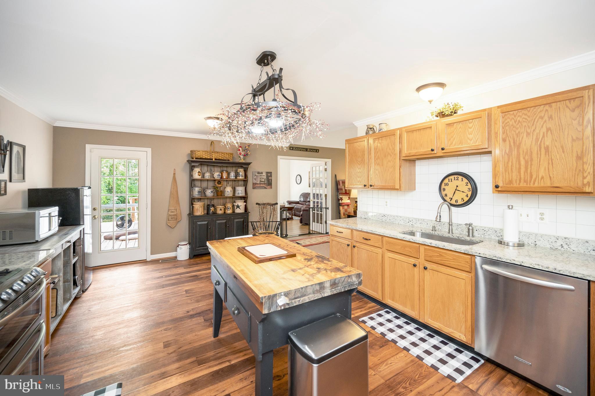 RIVER RIDGE ESTATES - Residential