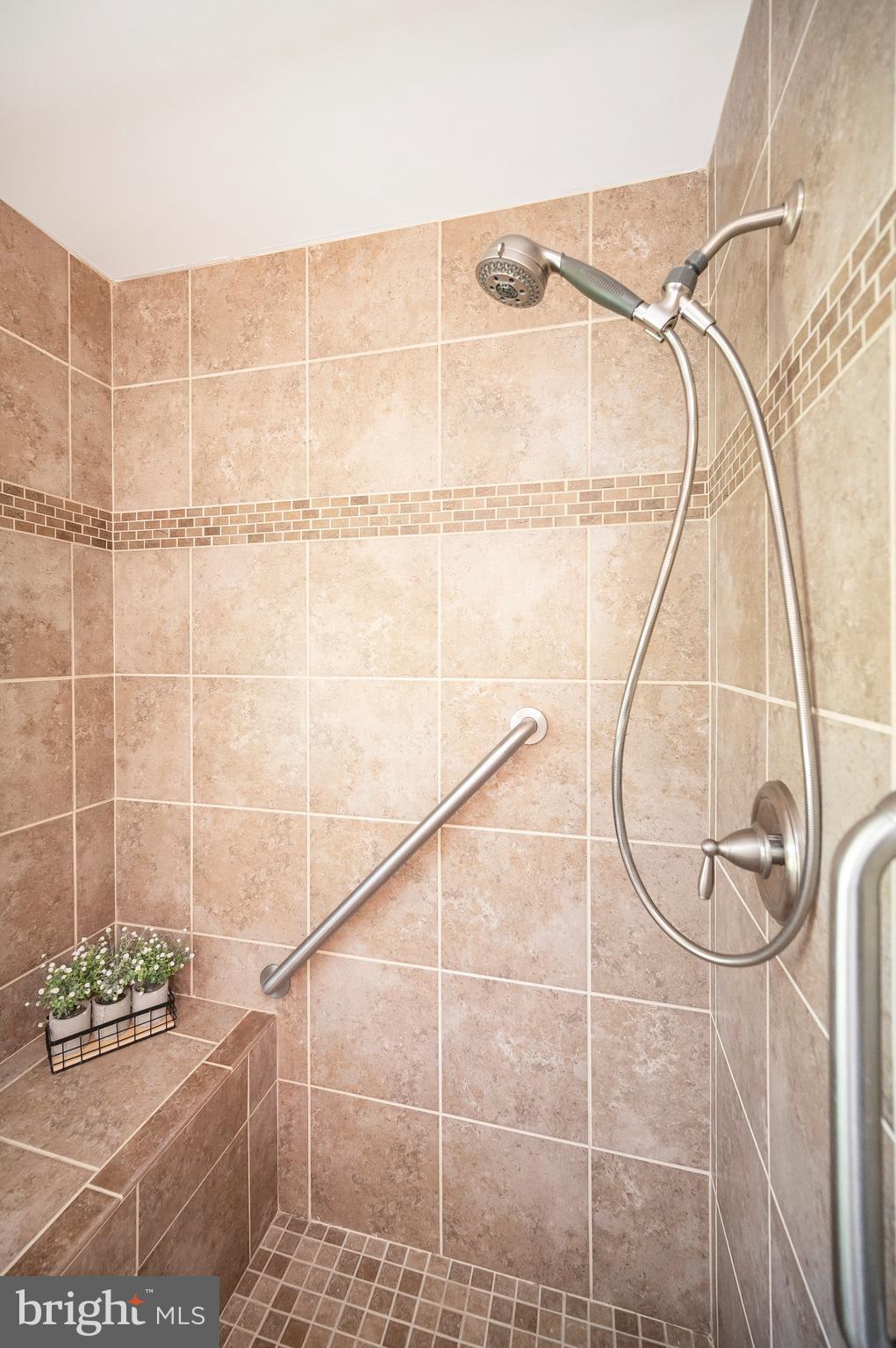 RIVER RIDGE ESTATES - Residential