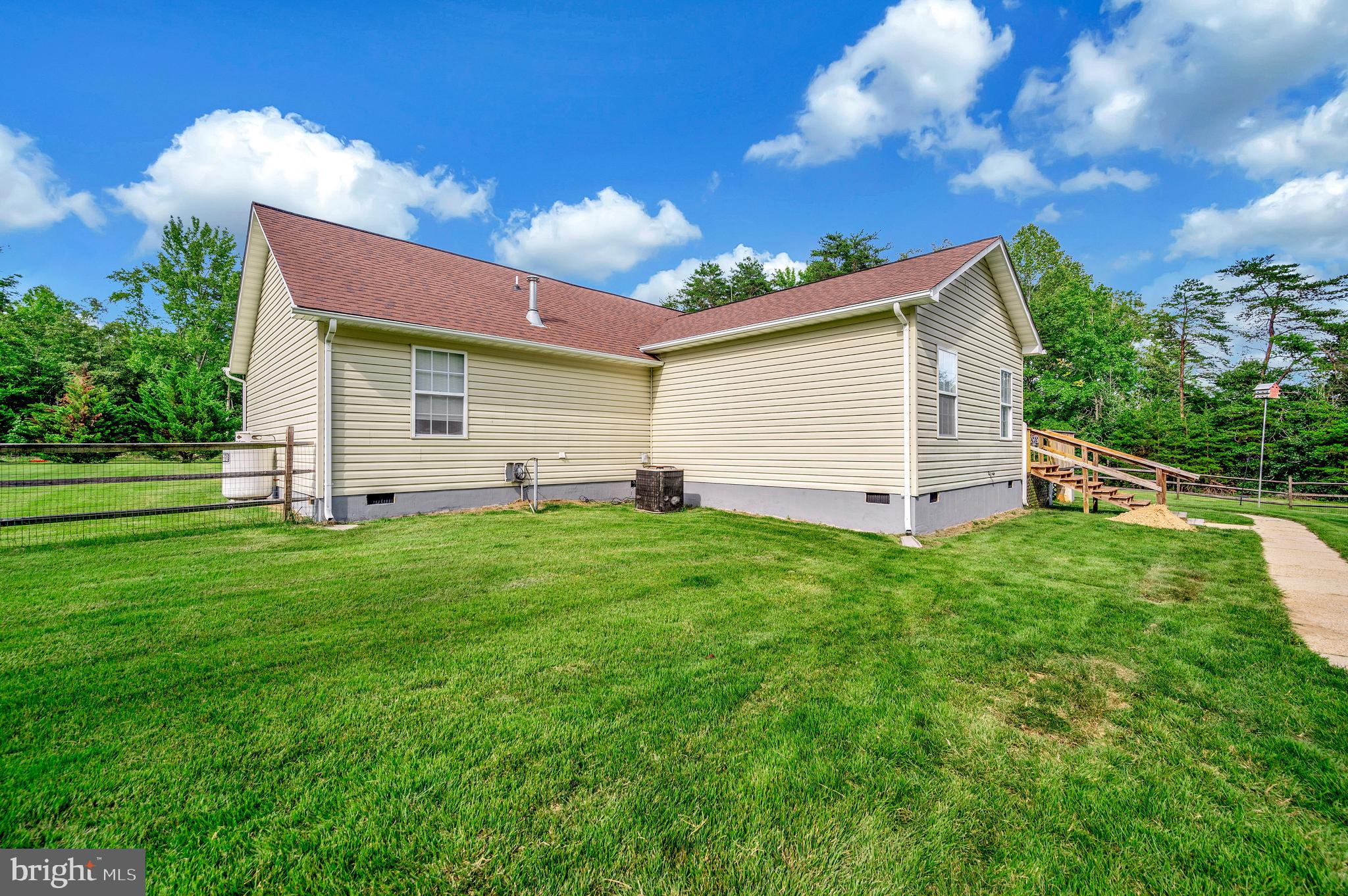 RIVER RIDGE ESTATES - Residential