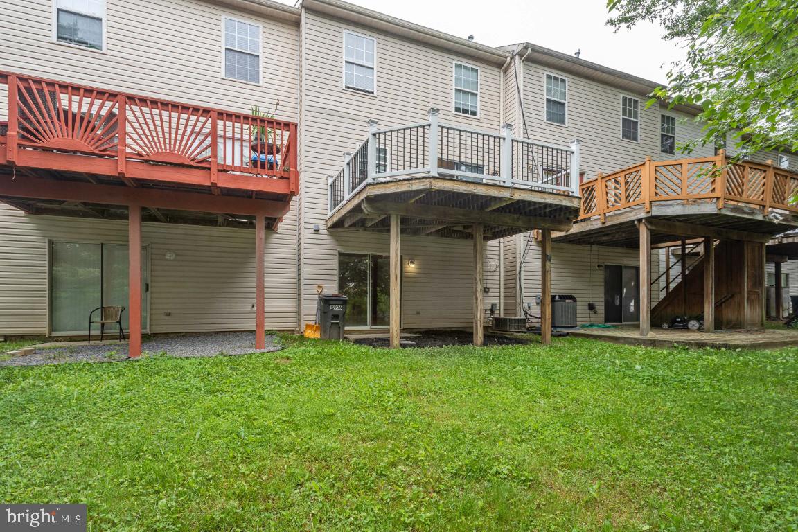 OAKWOOD VILLAGE - Residential