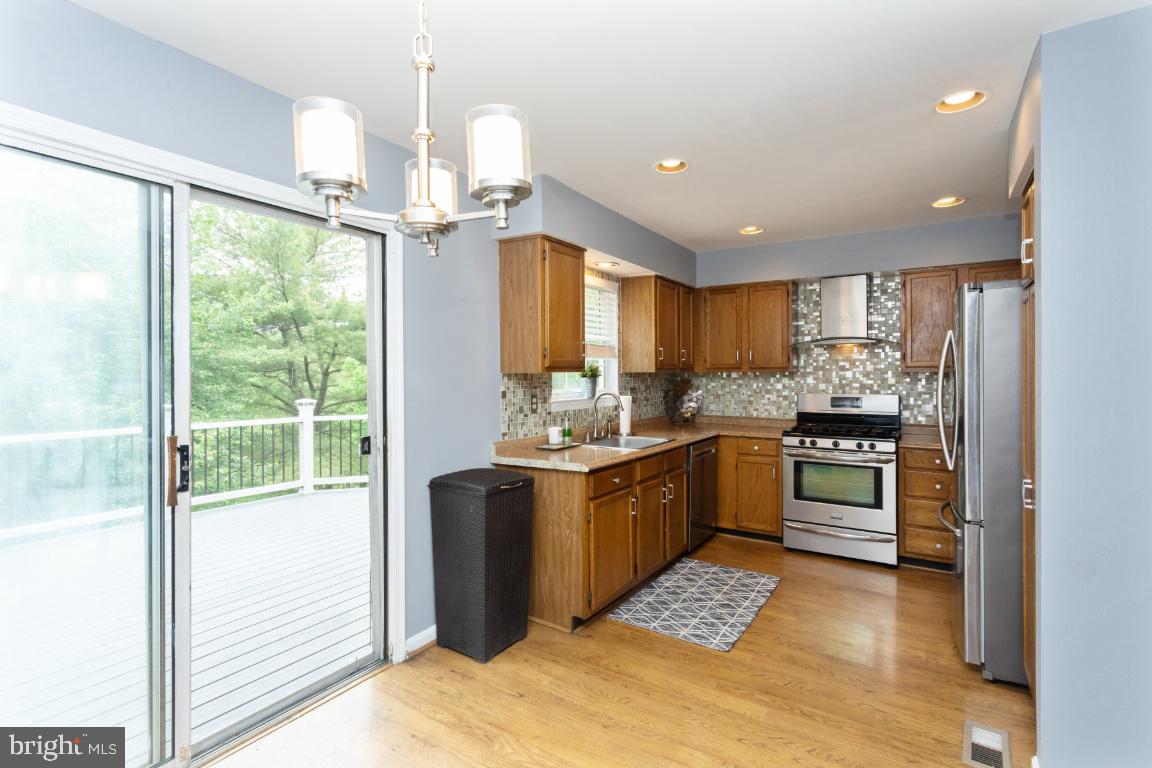 OAKWOOD VILLAGE - Residential