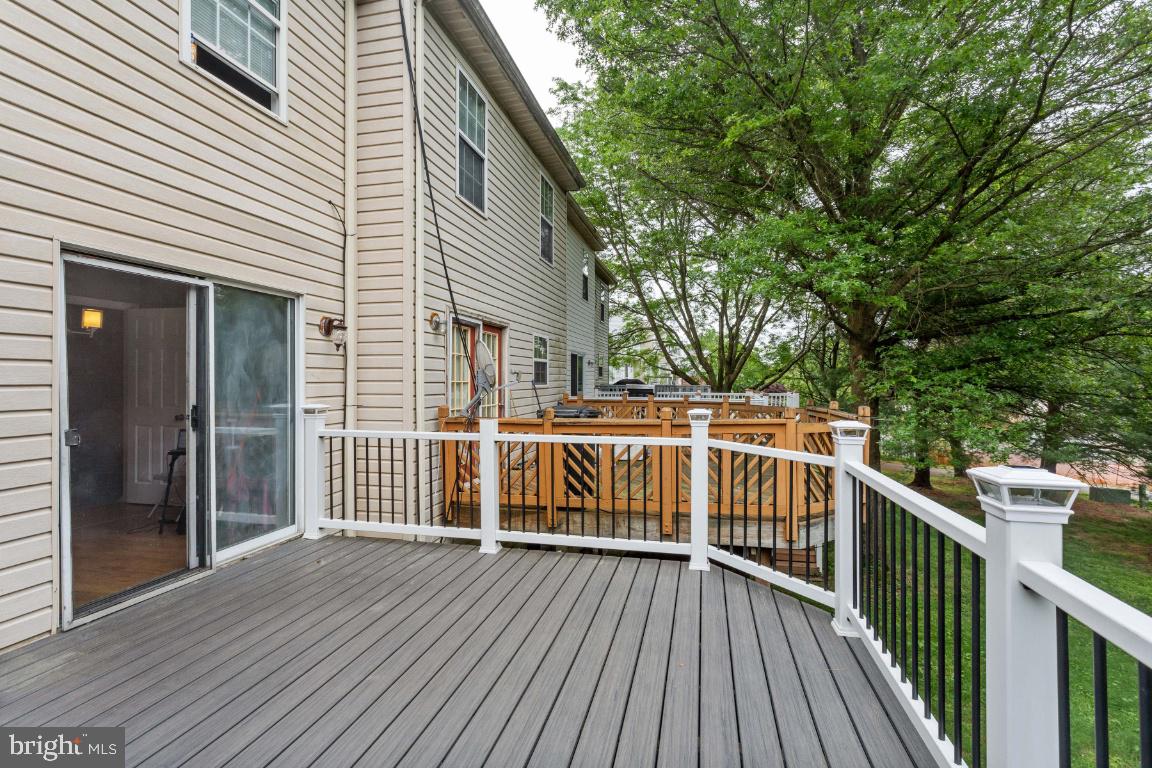 OAKWOOD VILLAGE - Residential