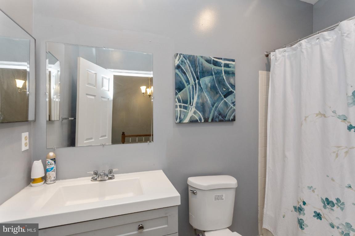 OAKWOOD VILLAGE - Residential