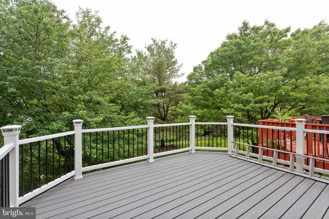 OAKWOOD VILLAGE - Residential