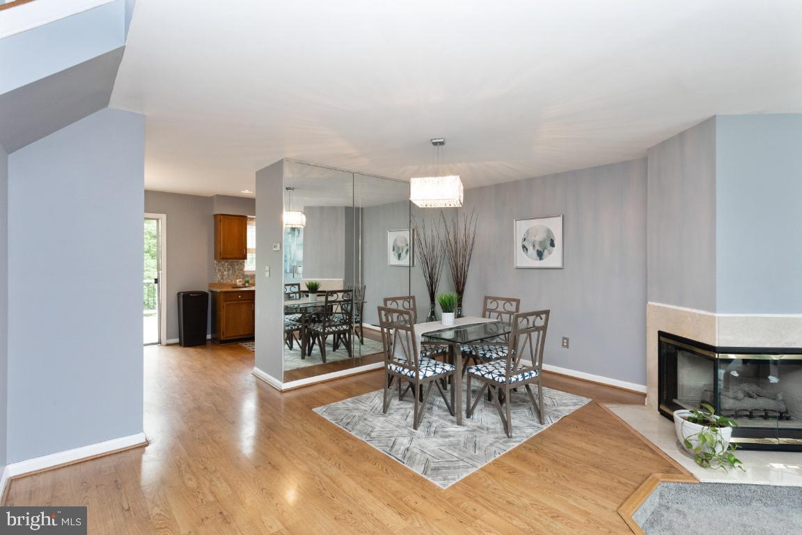 OAKWOOD VILLAGE - Residential