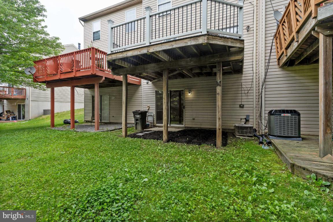 OAKWOOD VILLAGE - Residential