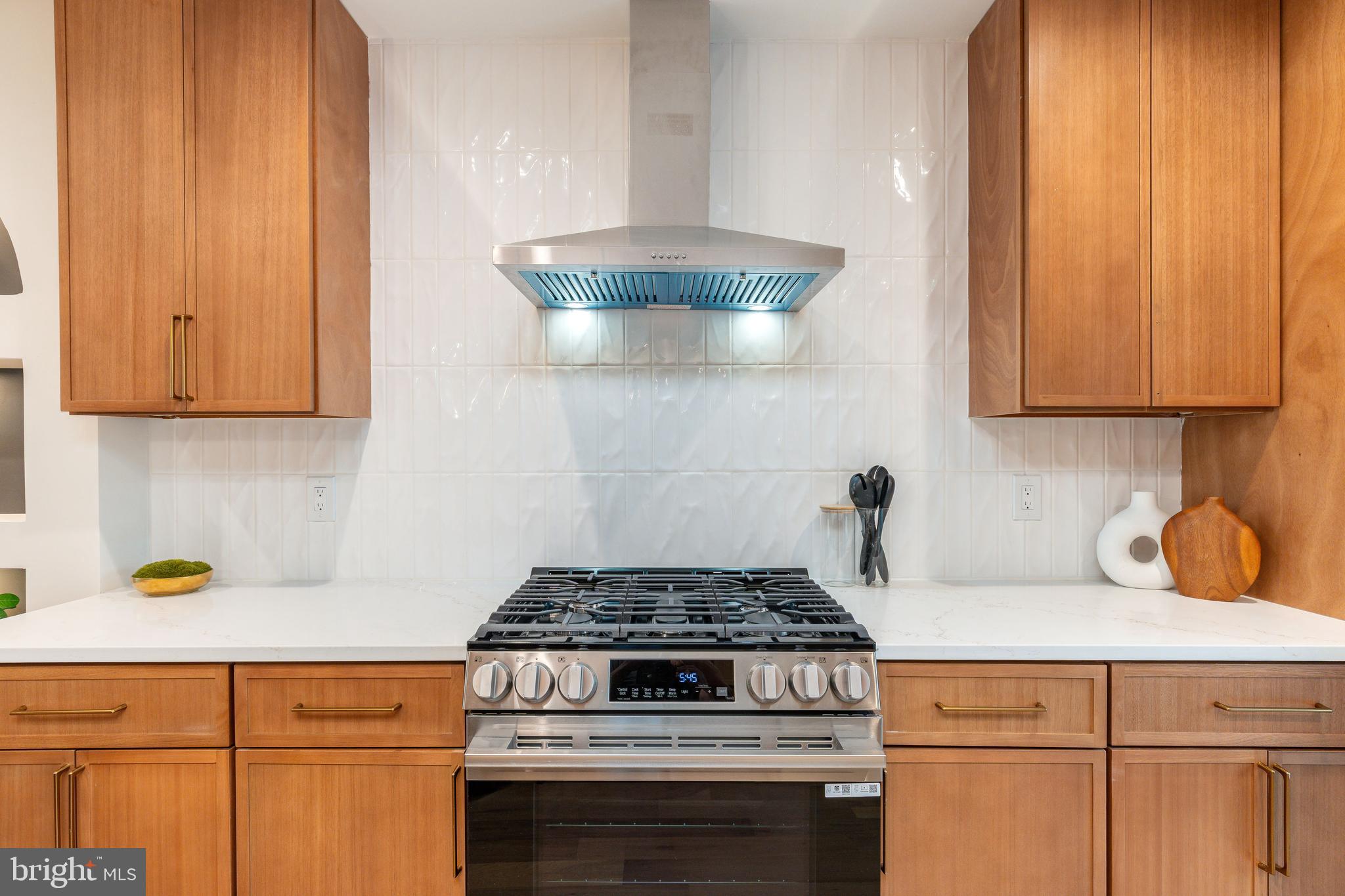 PHILADELPHIA (SOUTH) - Residential