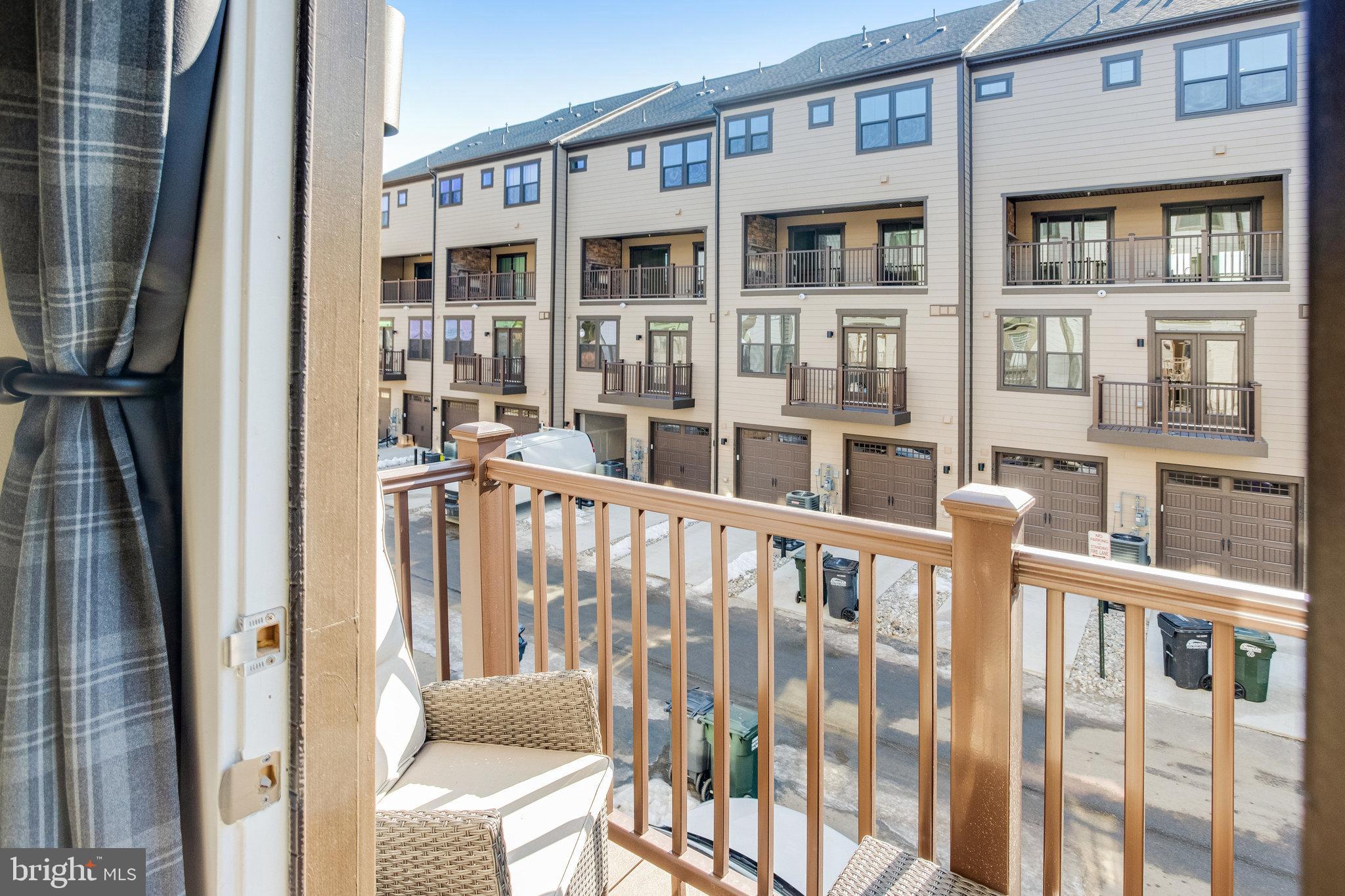 POTOMAC SHORES - Residential