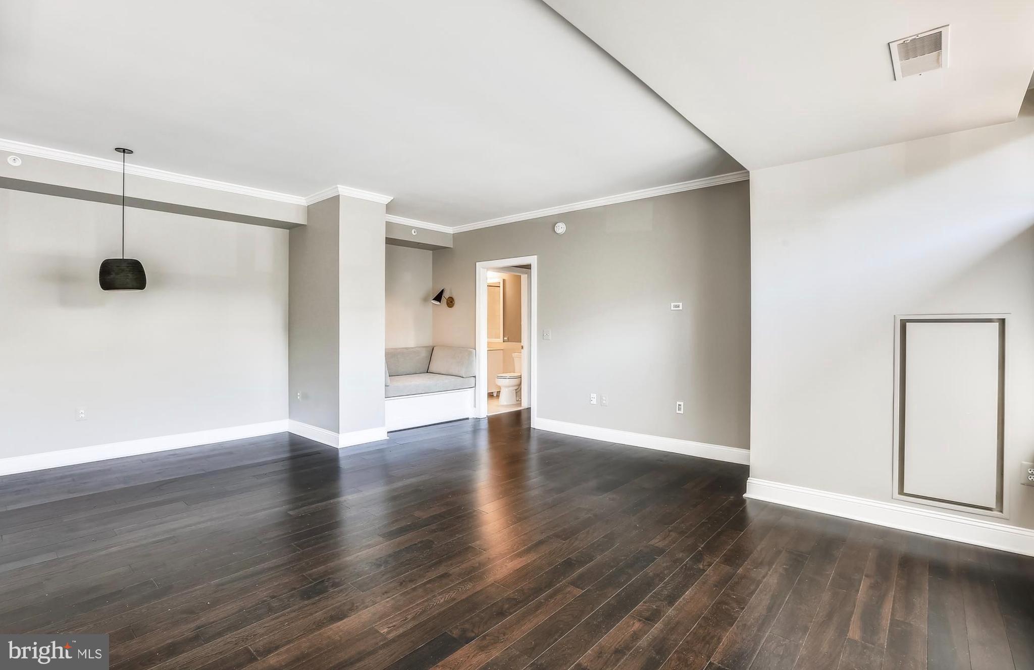 HAMPDEN ROW - Residential Lease