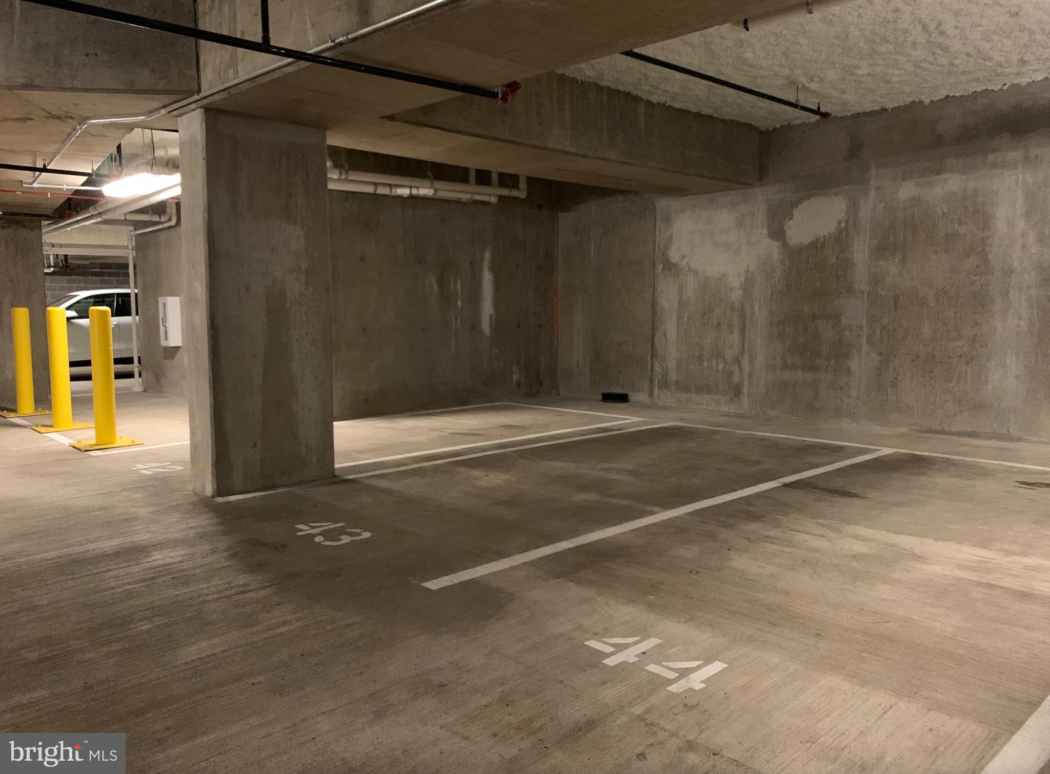 HAMPDEN ROW - Residential Lease