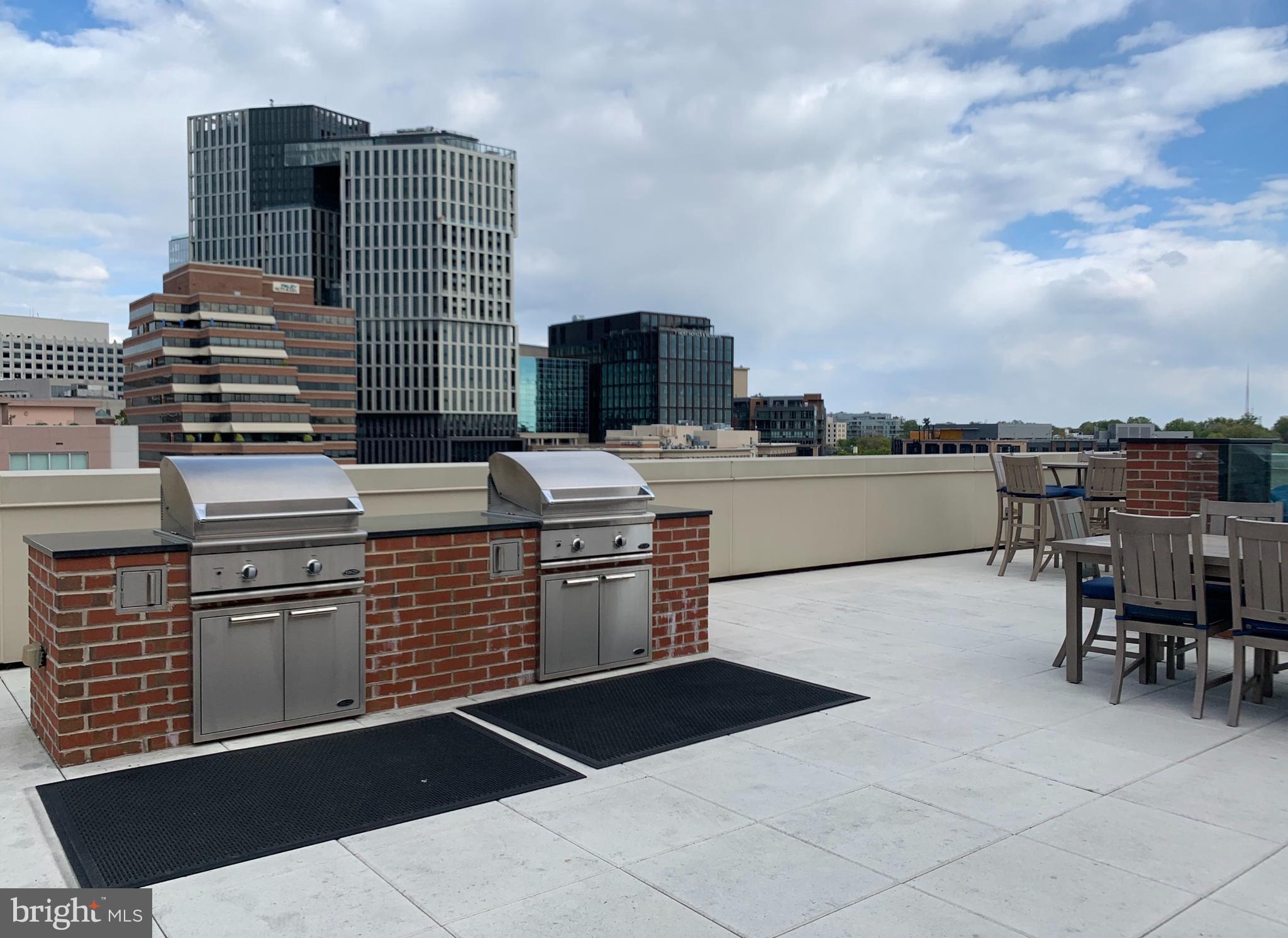 HAMPDEN ROW - Residential Lease