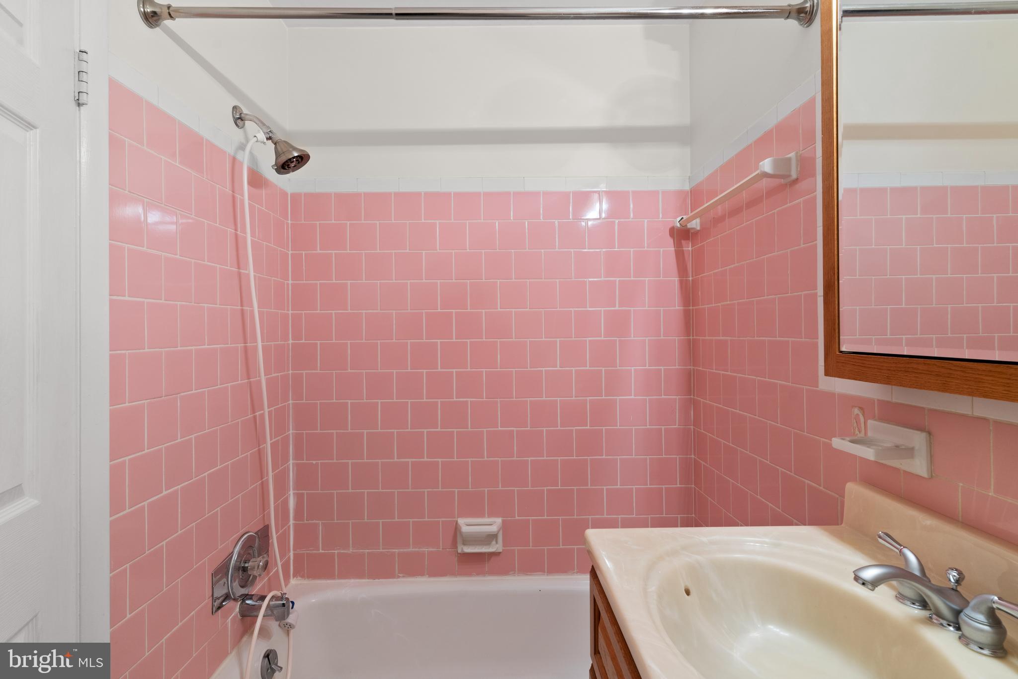 KEENE MILL MANOR - Residential