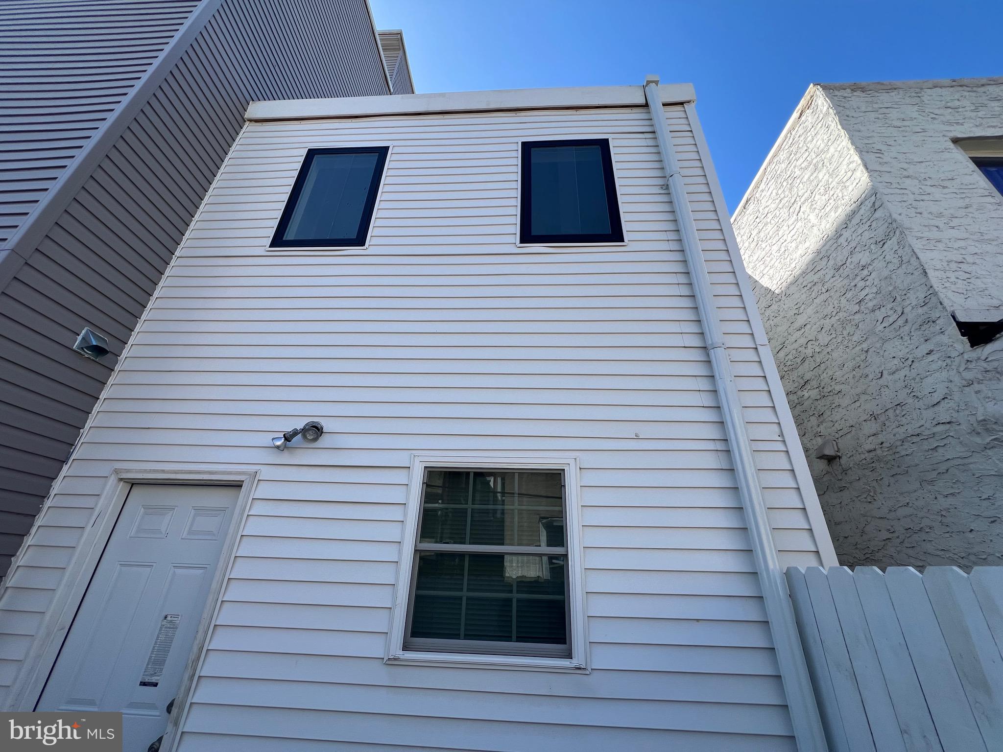 POINT BREEZE - Residential