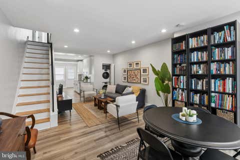 Townhouse For Sale - 1612 S Lecount Street<br/> PHILADELPHIA, PA 19145