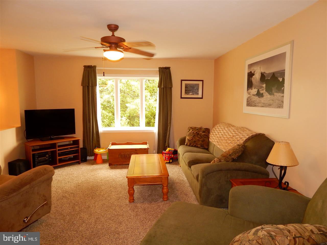 DAIRYLAND ESTATES - Residential