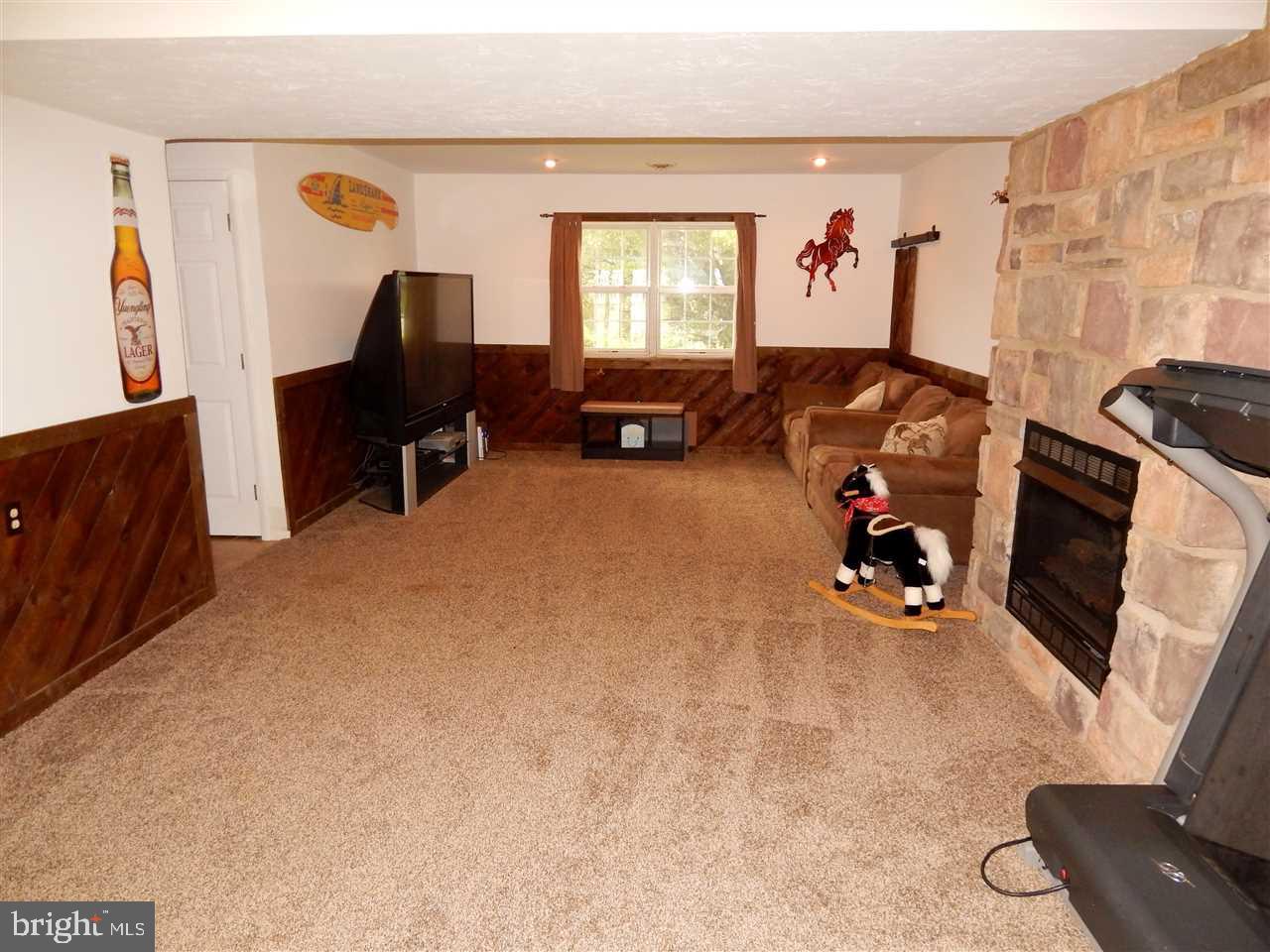 DAIRYLAND ESTATES - Residential