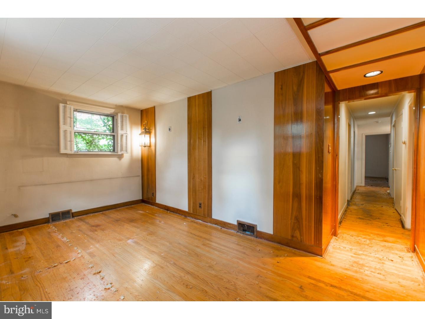 ELKINS PARK - Residential