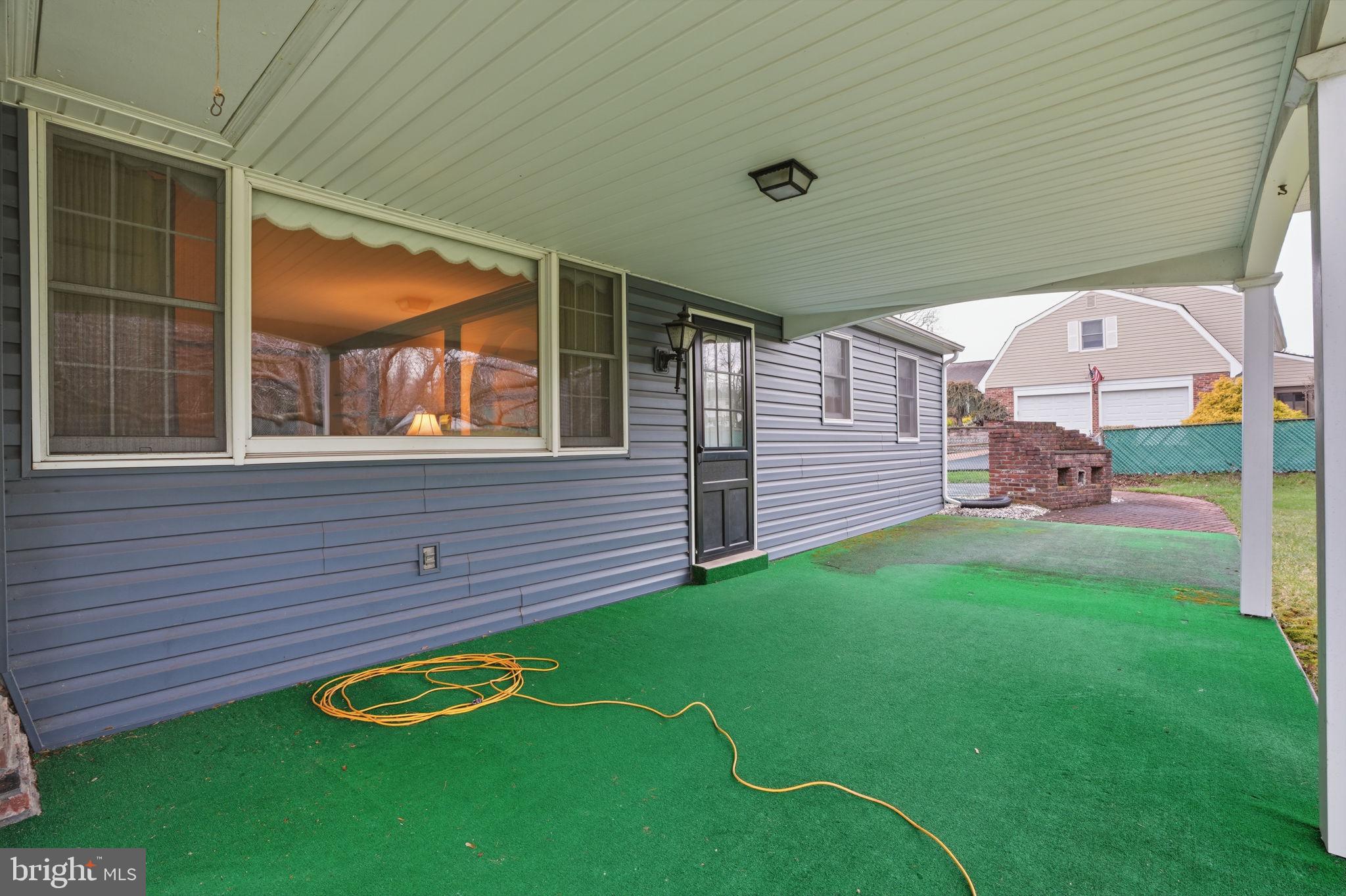 HILLCRESTSHIRE - Residential