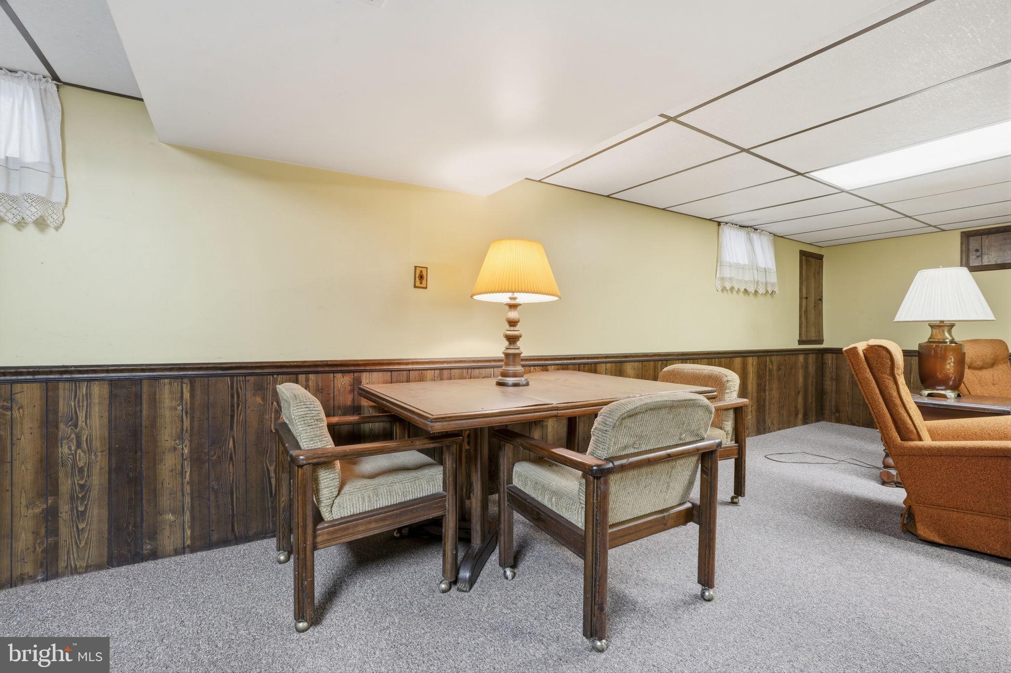 HILLCRESTSHIRE - Residential