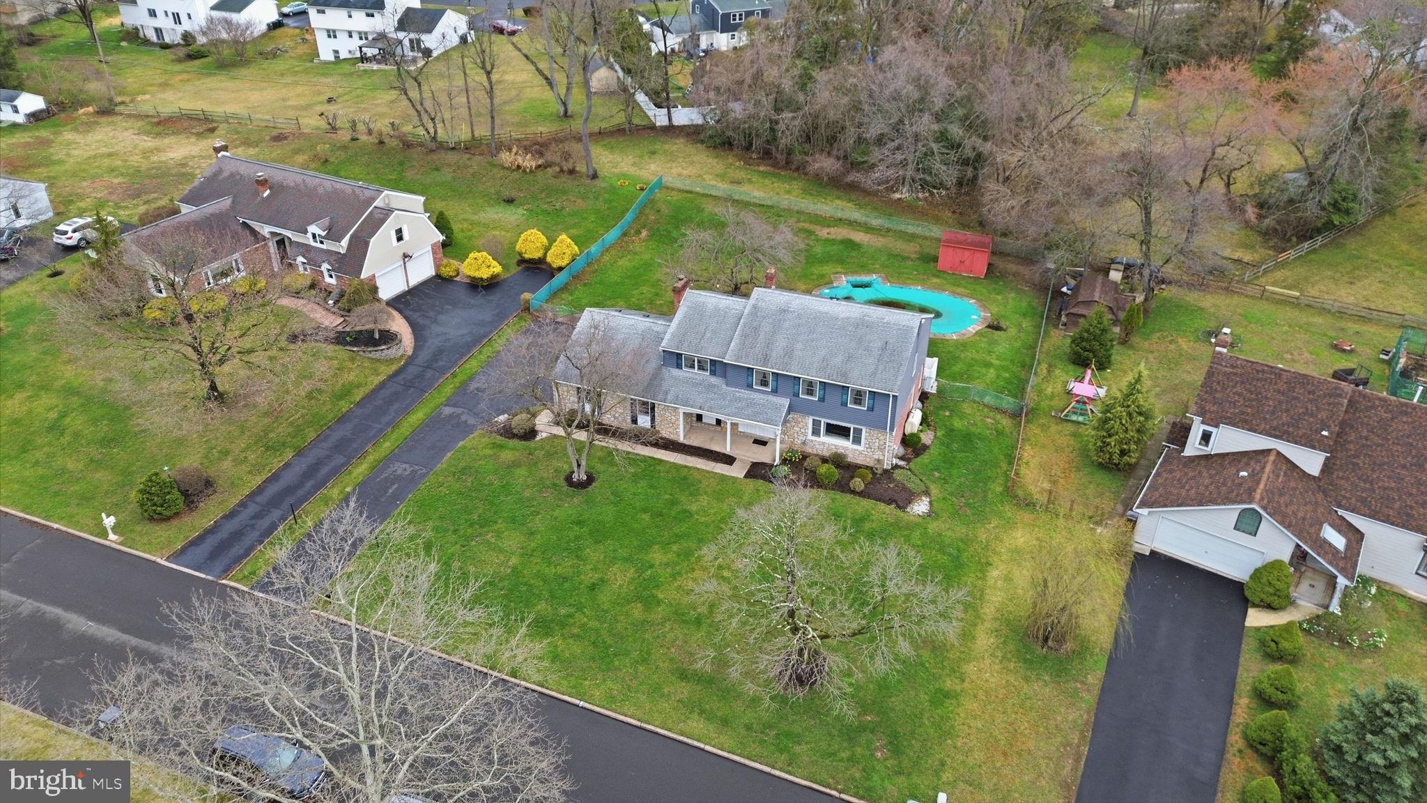 HILLCRESTSHIRE - Residential