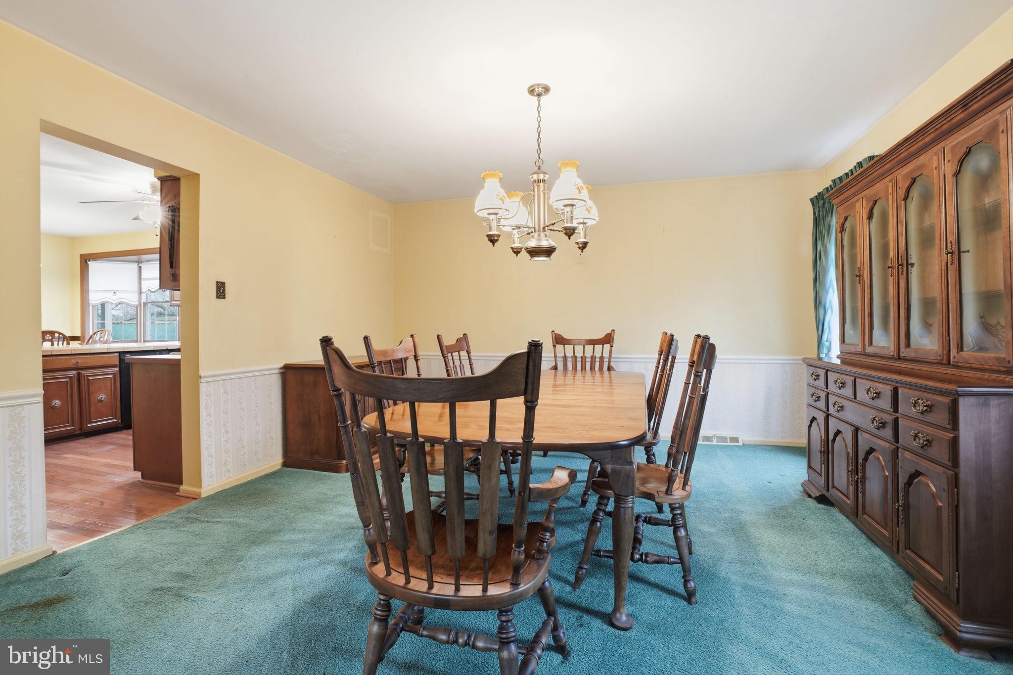 HILLCRESTSHIRE - Residential