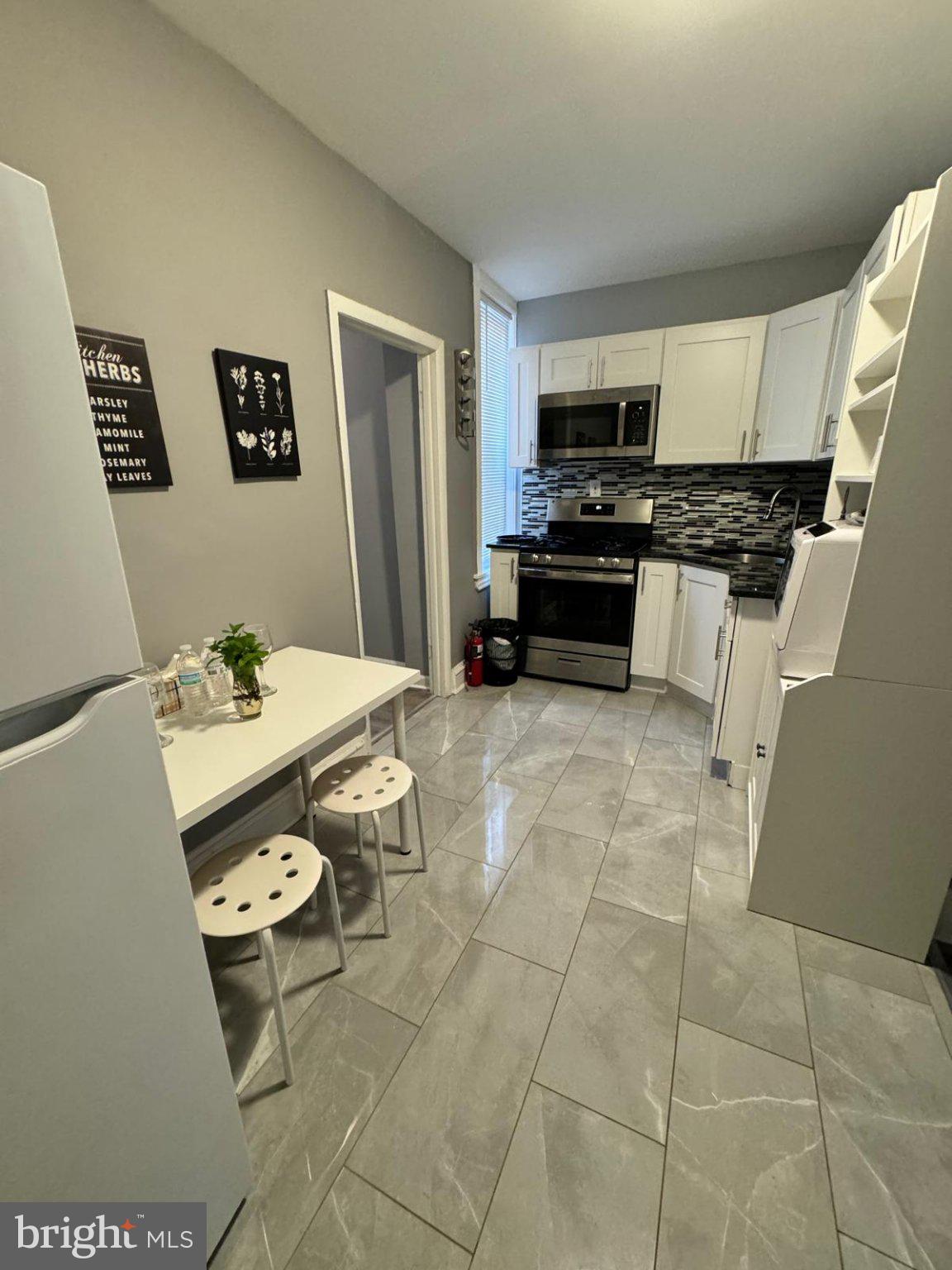 FRANKFORD - Residential