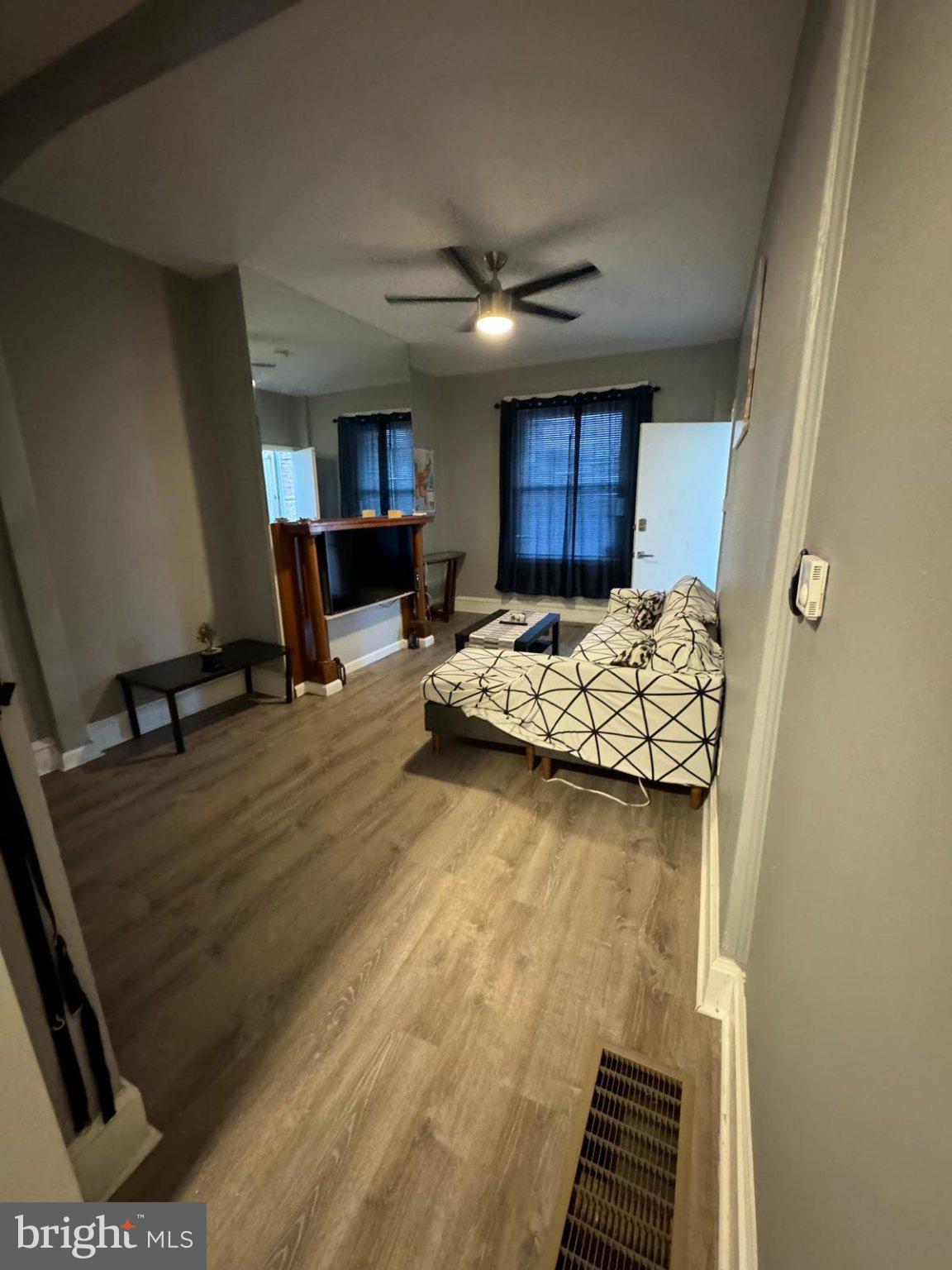 FRANKFORD - Residential