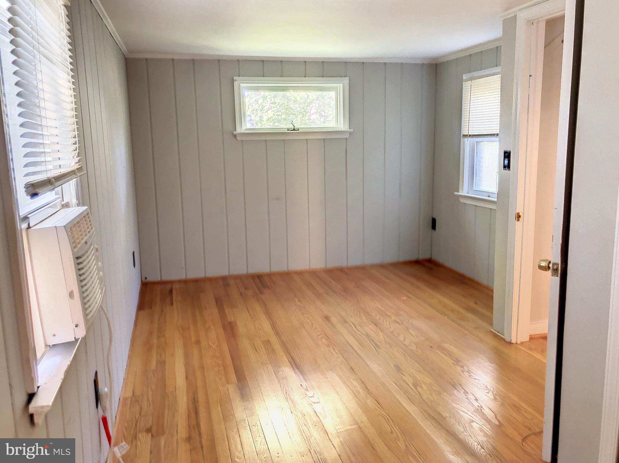 FALLS CHURCH - Residential Lease