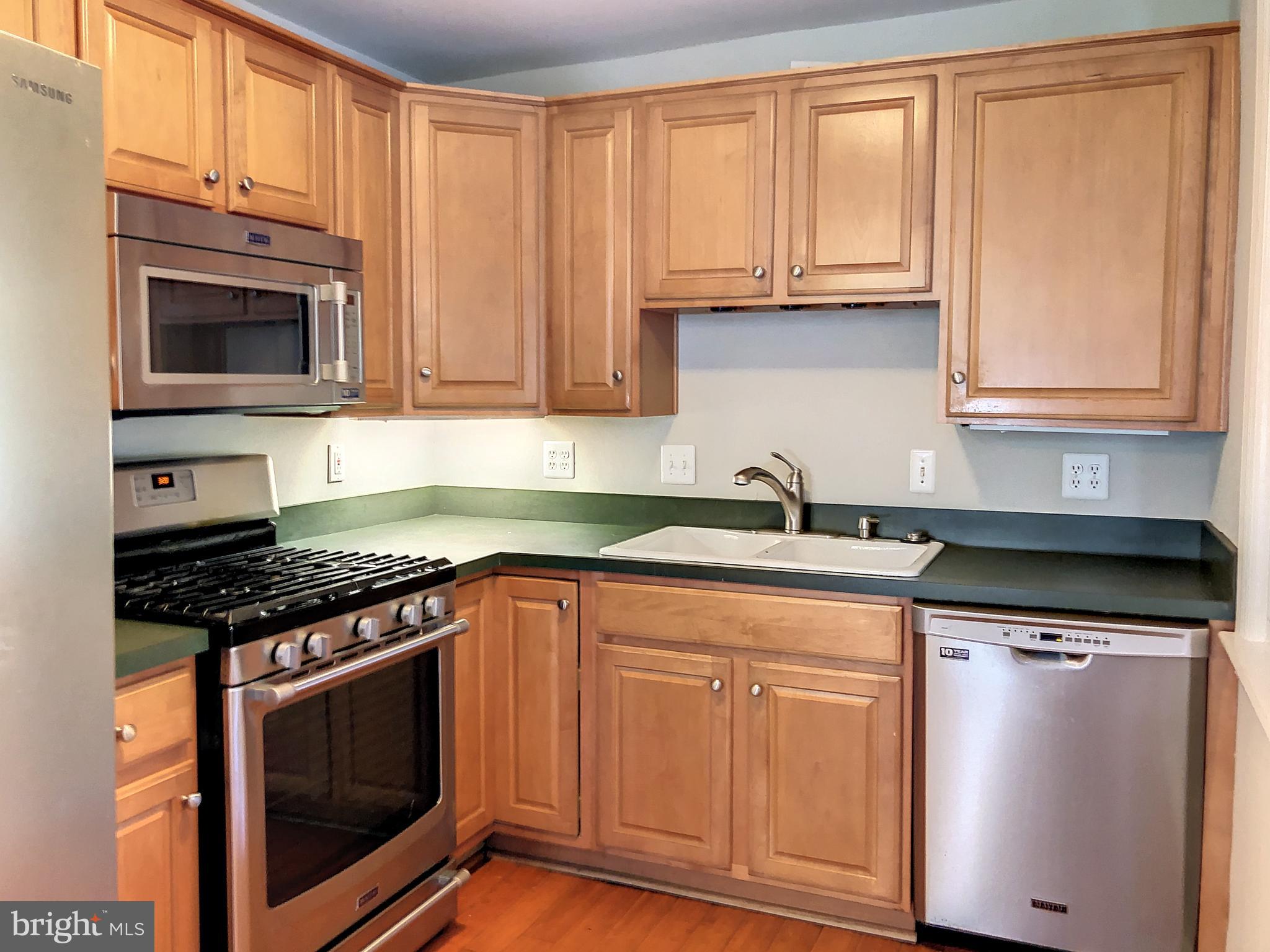 FALLS CHURCH - Residential Lease